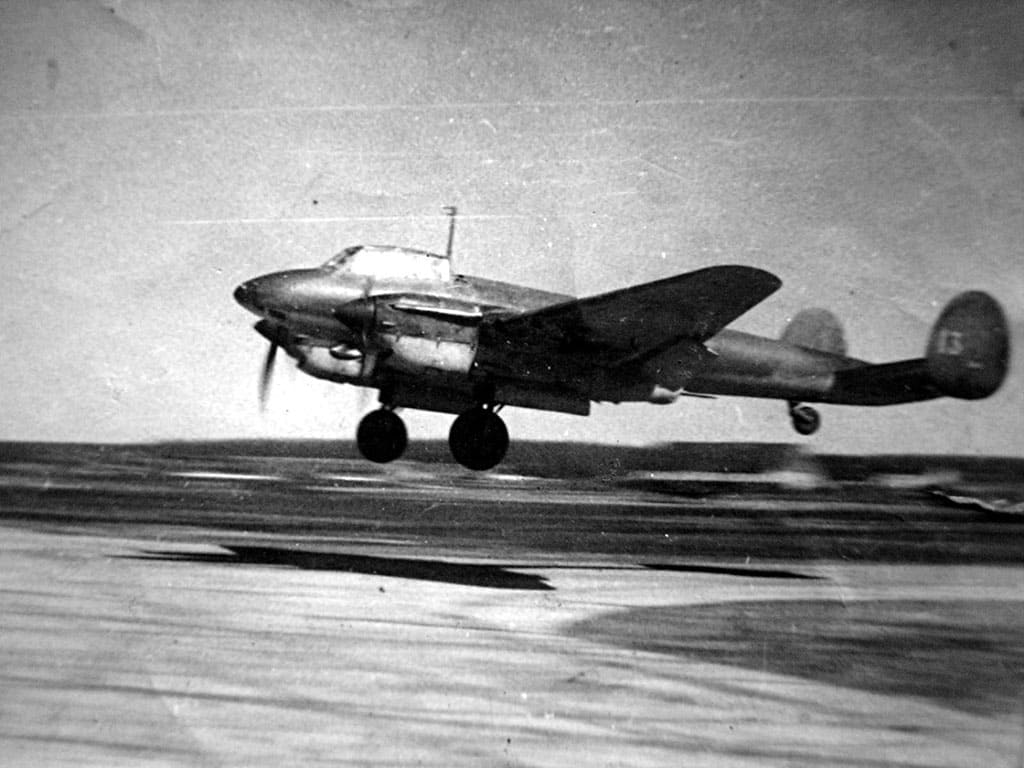 бомбардировщик Пе-2, советский, война