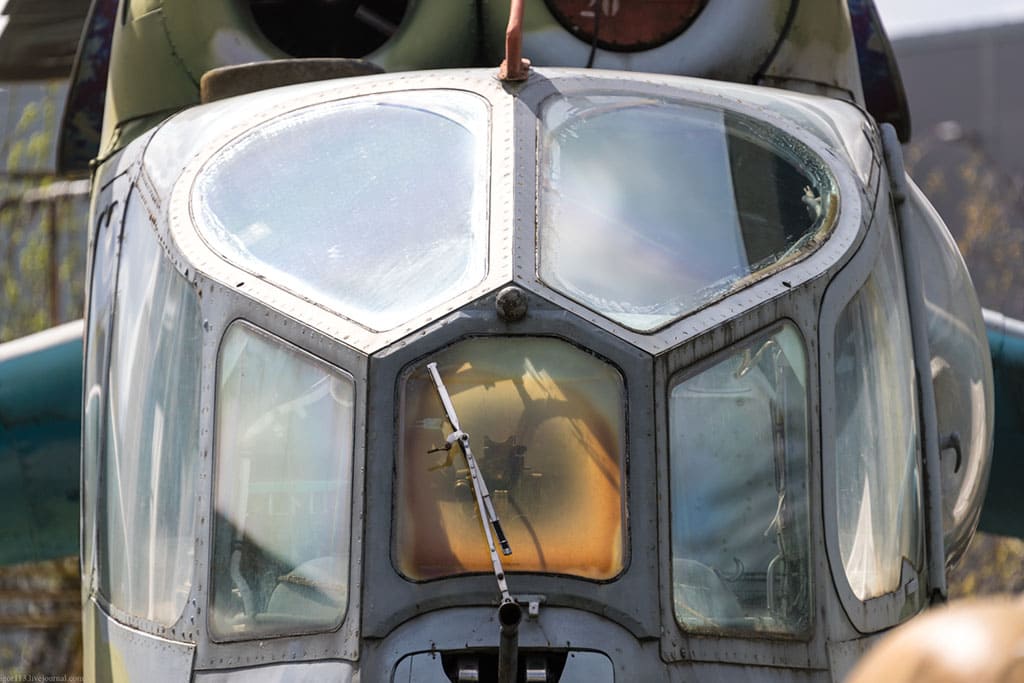 вертолет В-24, лобовое бронестекло, Ми-24, Миль