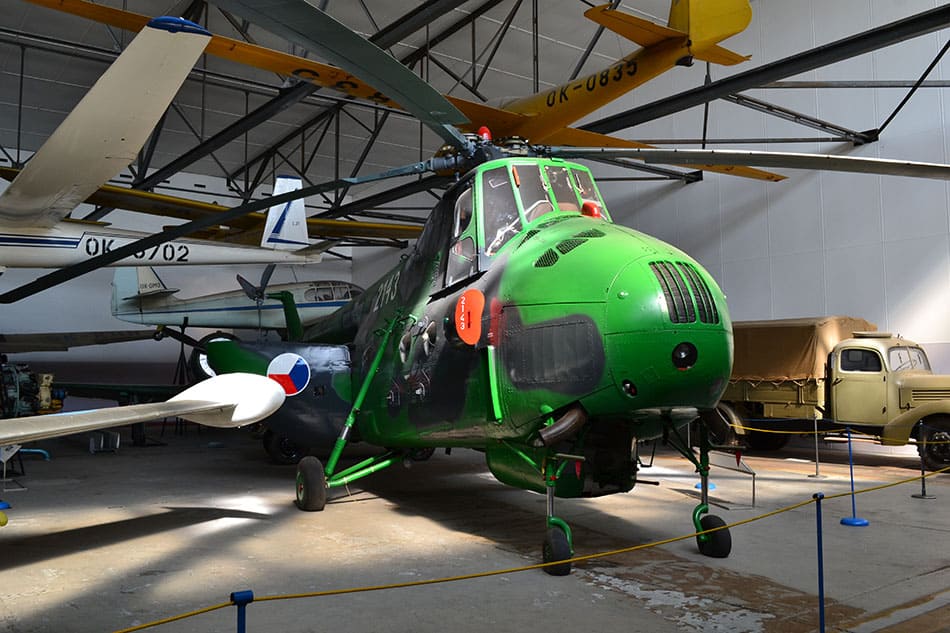 вертолет Ми-4А, двигатель АШ-82В