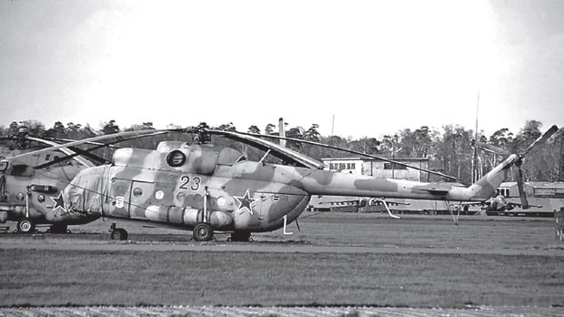 Вертолет, командный пункт Ми-9, антенна наведения