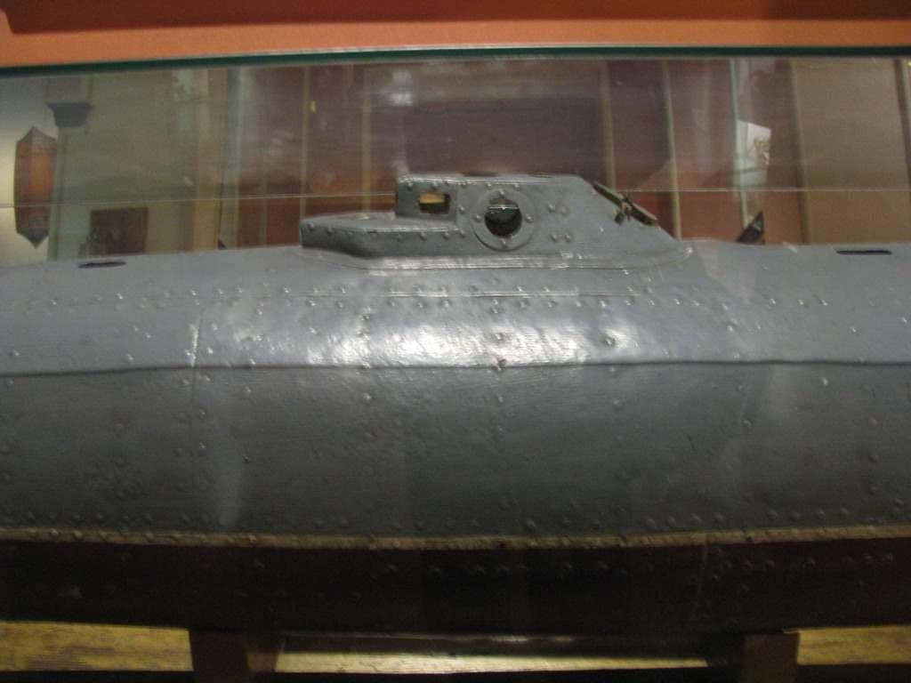 Модель субмарины Пераля