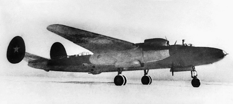 бомбардировщик ДВБ-102, пулемет, самолет, мотор М-120ТК