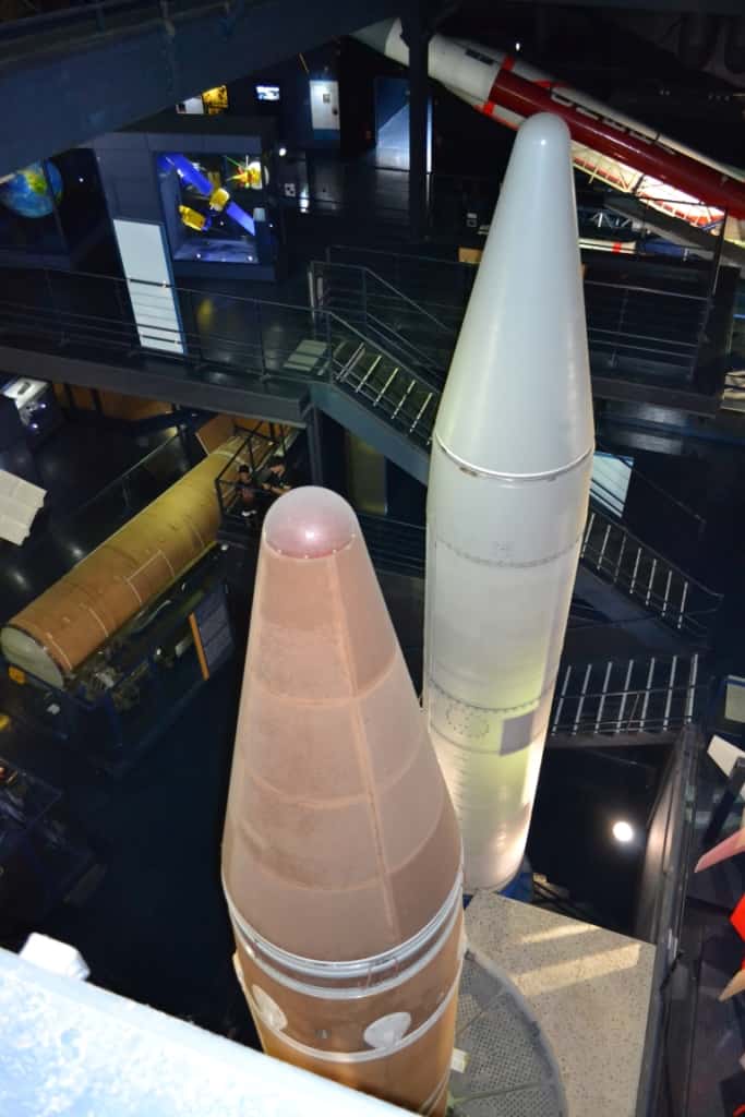В конструкции ракет S3 шахтного сухопутного и М20 морского базирования было много общего (например, в системе управления), однако это были два совершенно самостоятельных изделия
