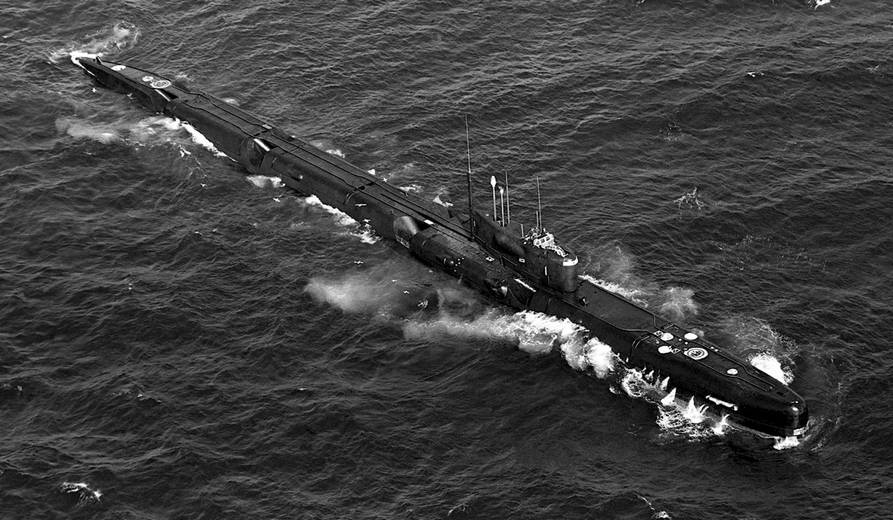 Десять атомных подводных крейсеров проекта 675 прошли модернизацию по проектам 675МК и МУ, получив вместо комплекса вооружения П-6 новый П-500 «Базальт». Их боевая эффективность повысилась в полтора раза.