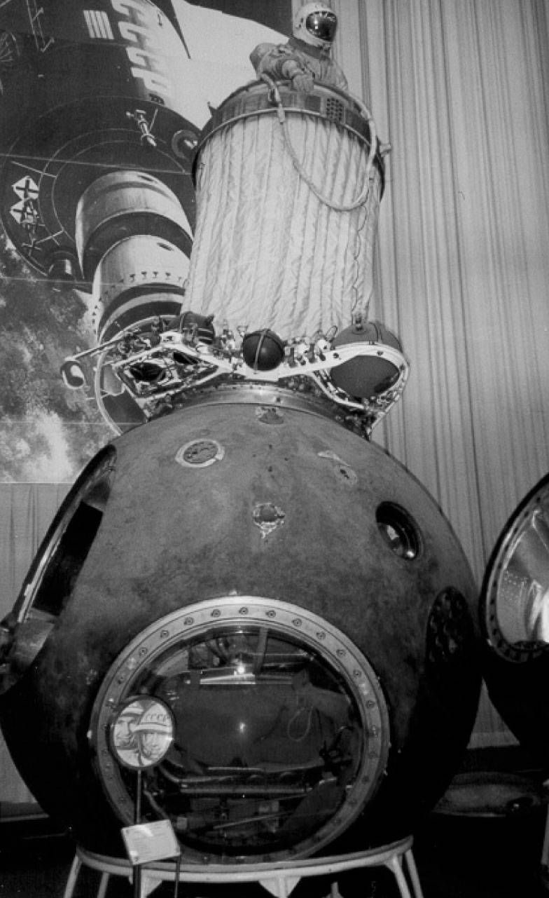 Сегодня работа в открытом космосе уже не новость, но тогда, в начале 60-х, это был важный и опасный этап его освоения