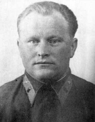 Летчик-испытатель Виктор Никитович Савкин (1907-1944 гг.), который выполнил первый полет на самолете И-231