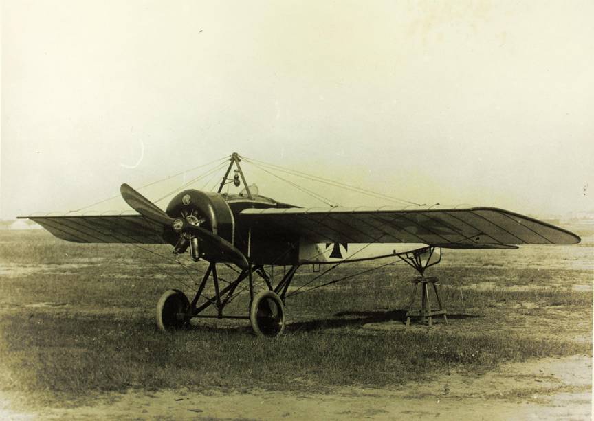 Еще один официальный снимок истребителя Пфальц E I Кайзеровских воздушных войск Германии