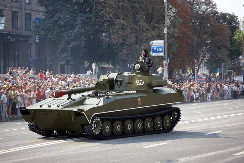 Украина, САУ 2С1, парадная окраска, бригада