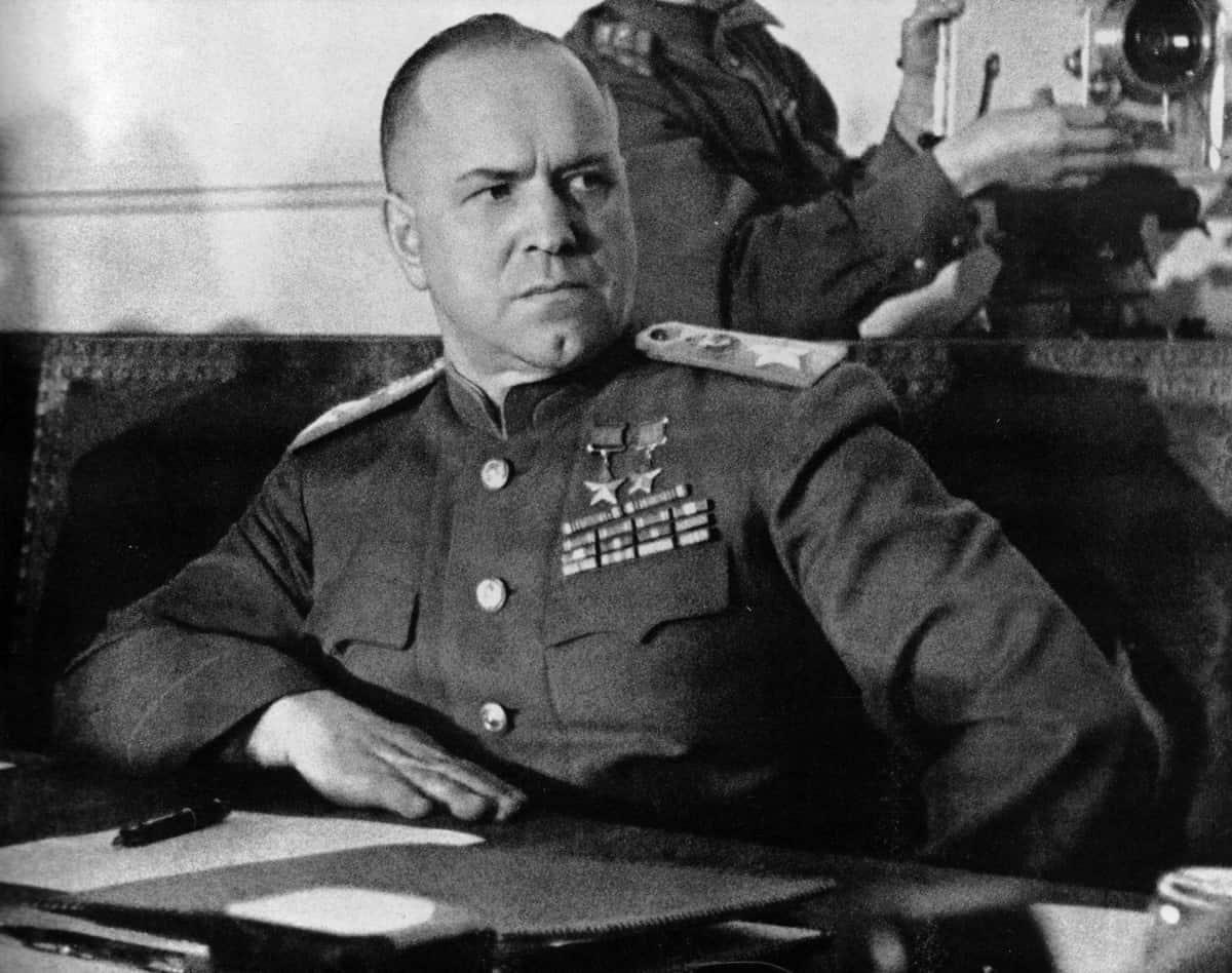 белорусский фронт, маршал жуков, командующий 1-м фронтом