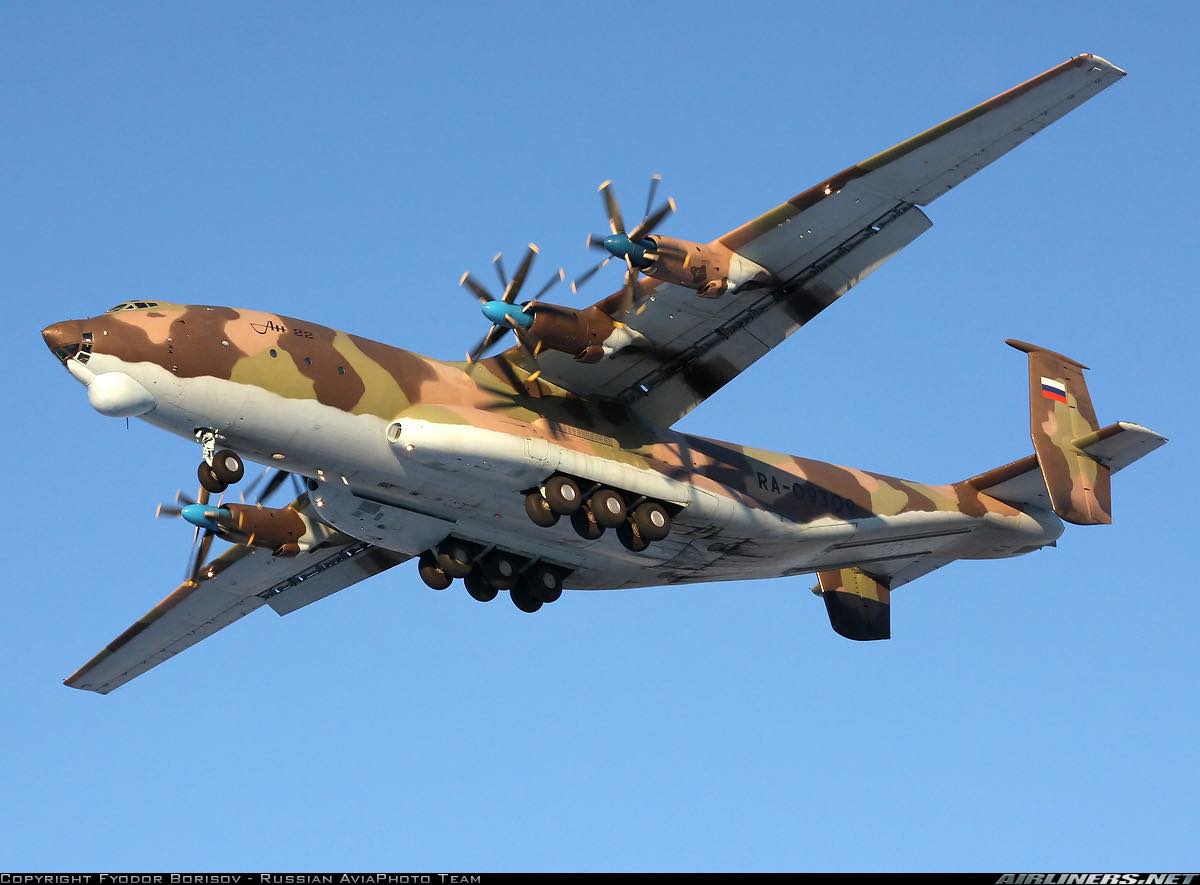 самолет ан-22, ташкентский авиазавод, транспортный самолет