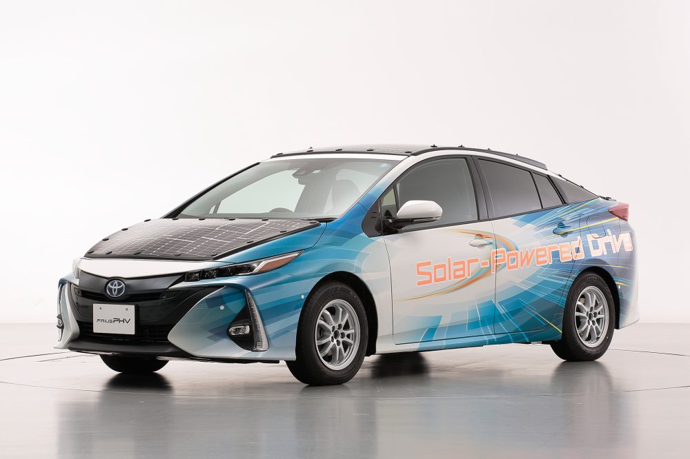 Toyota, Япония, автомобиль Prius, солнечные батареи