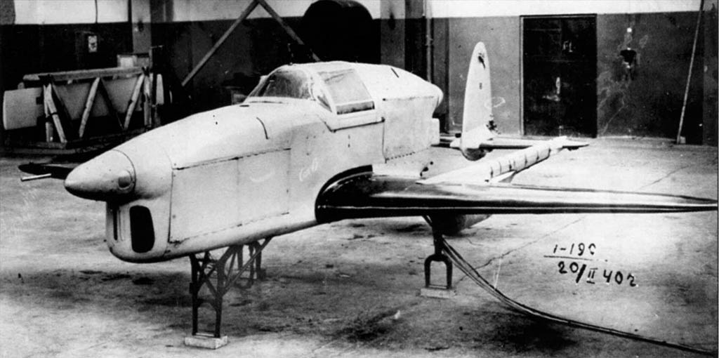 самолет САМ-13, мотор, шасси