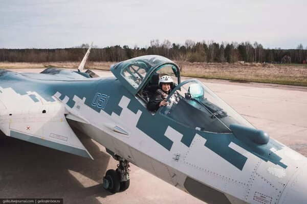 ВВС России, стелс истребитель, пятое поколение,  Су-57