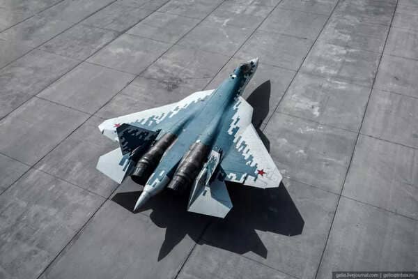 ВВС России, стелс истребитель, пятое поколение,  Су-57