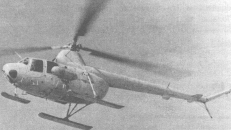 вертолет ми-1, лыжное шасси, вертолет на испытаниях