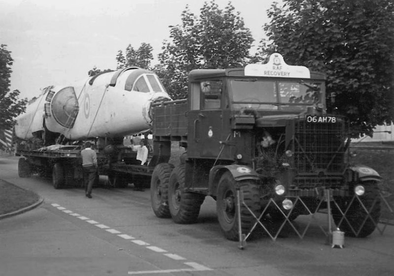 'опытный бомбардировщик, самолет tsr 2, музей авиации