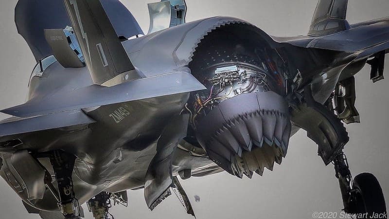 Проблемы с лопатками двигателей  на истребителях-невидимках F-35