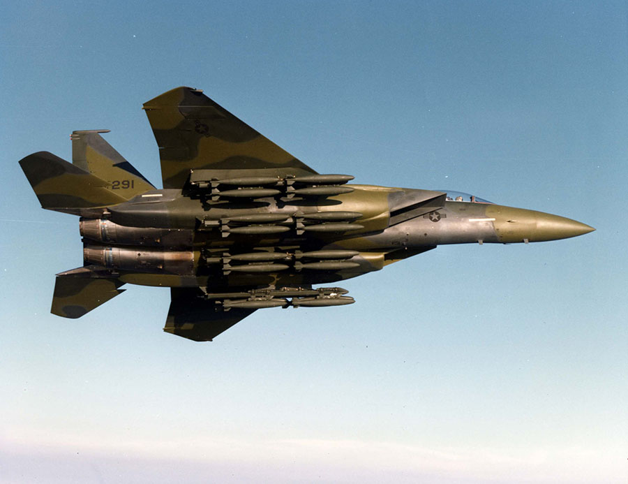 Су-34 против F-15E. Сравнение ударных возможностей