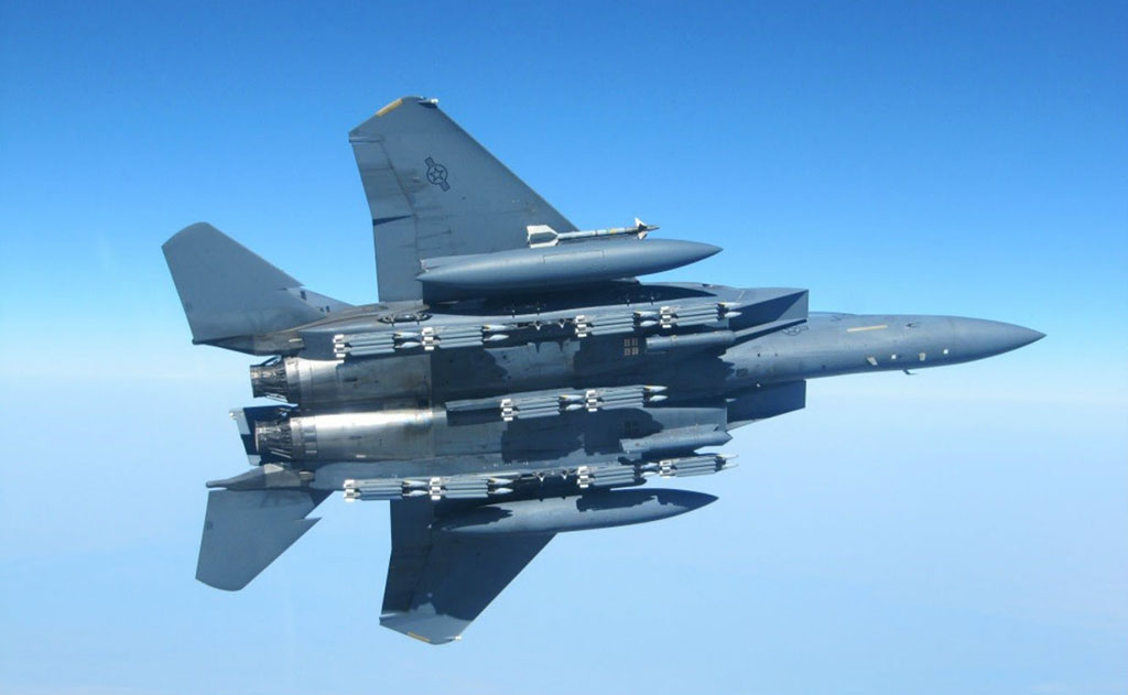 Противостояние вооружений США и России. Управляемые авиабомбы основных современных бомбардировщиков Су-34 и F-15E
