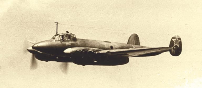 полет, Пе-2, Ленинградский фронт, самолеты, эффективность
