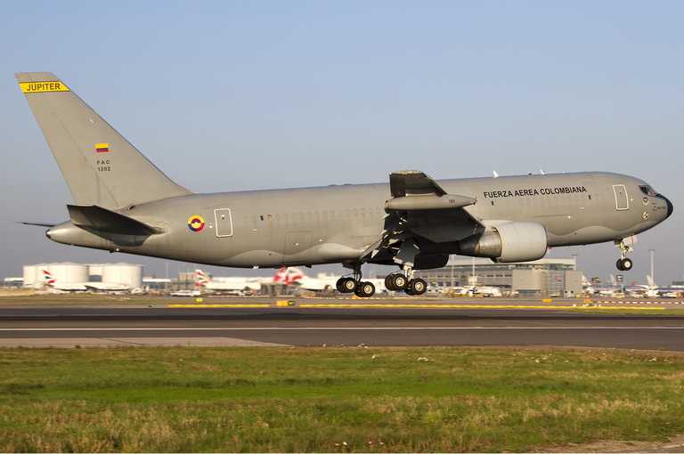 Тяжелый самолет-заправщик Боинг / IAI KC-767-2J6ER «Юпитер» 