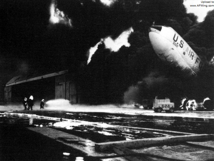Гибель стратегического бомбардировщика В-52D №55-0102 в пожаре, возникшем при техобслуживании самолета на авиабазе Лоринг 26 июня 1958 г.