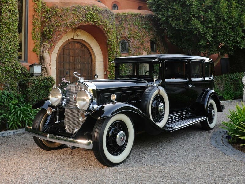 Cadillac V16 452, 1930, мотор V16, конкуренты,  «Мармон», Оуэн Неккер