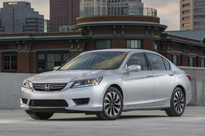 Honda Accord-hybrid, транспорт, экономия, топливо