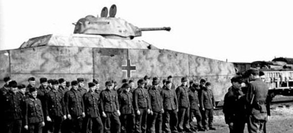 Т-34, война, немецкий бронепоезд