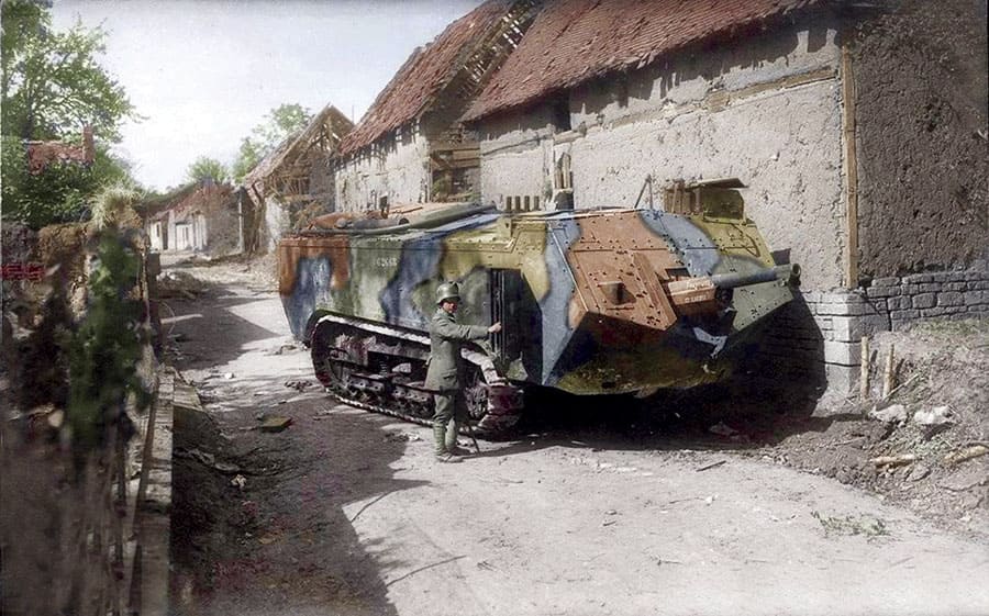 Шнейдер, танк, немецкий солдат