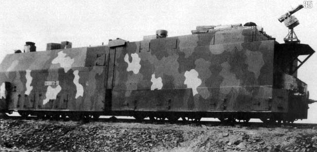 бронепоезд Сталинец 28, бронепаровоз, зенитка