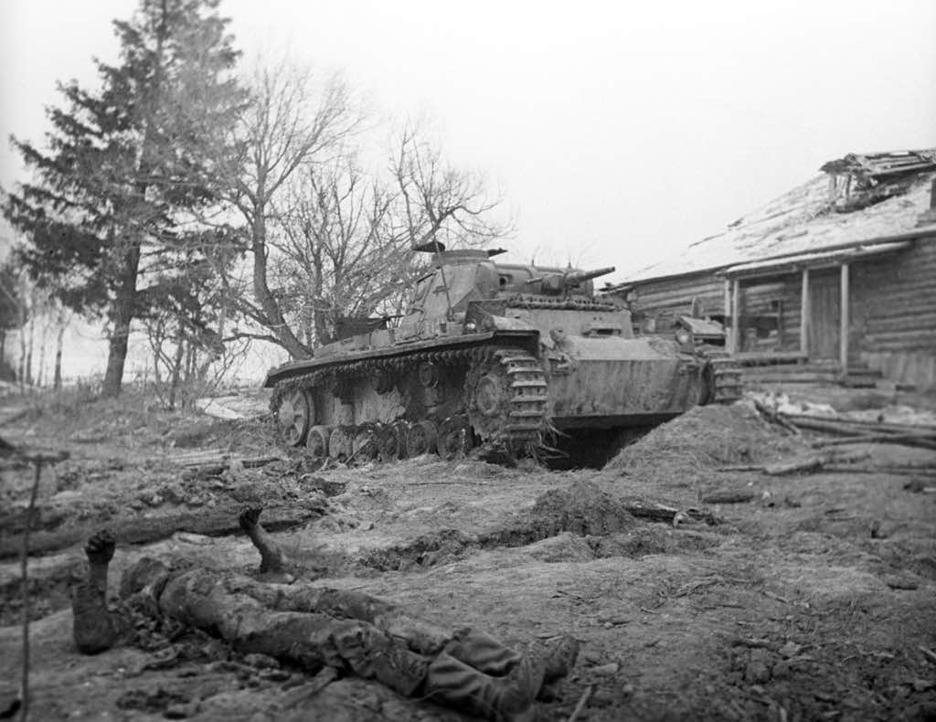 танк pz III, танковая дивизия, подбитый танк