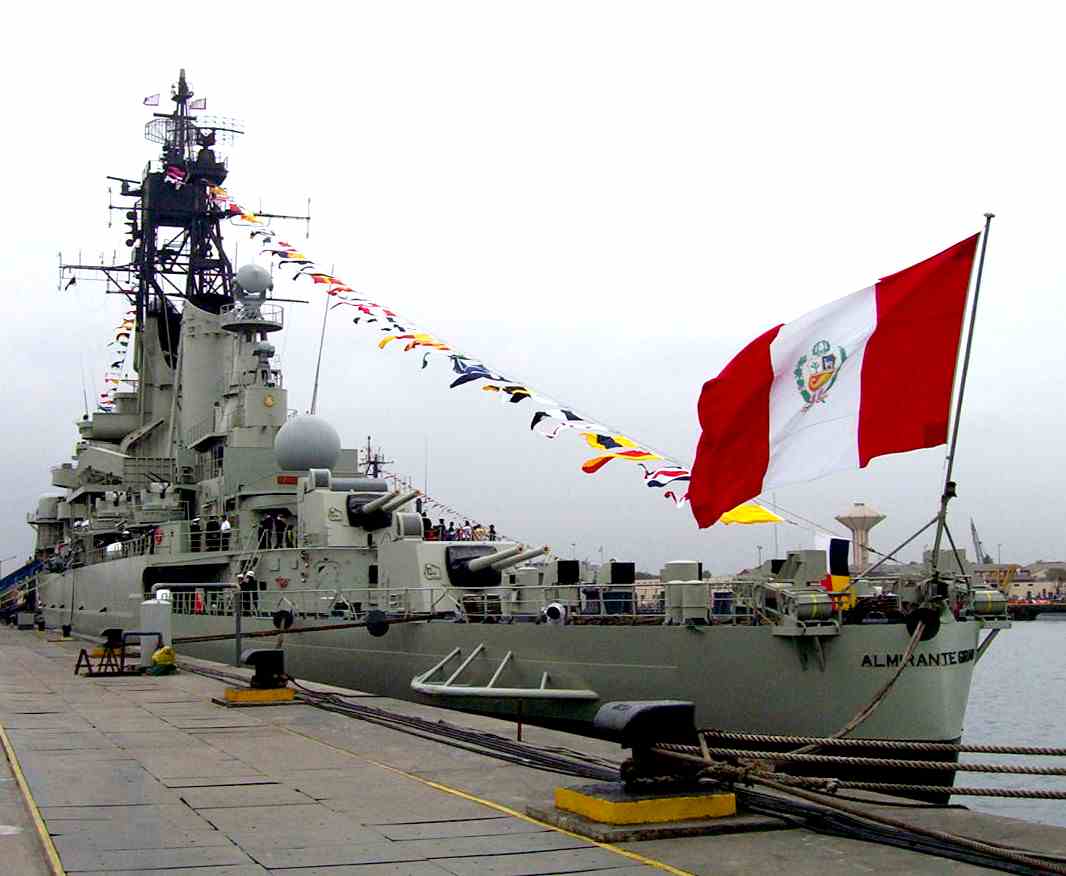 боевой корабль, перуанский флаг, крейсер альмиранте грау