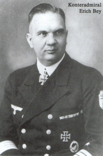 Контр-адмирал Эрих Бей