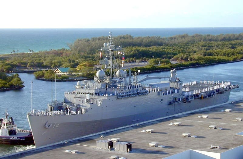 Индийские ВМС, USS Trenton,  УДК