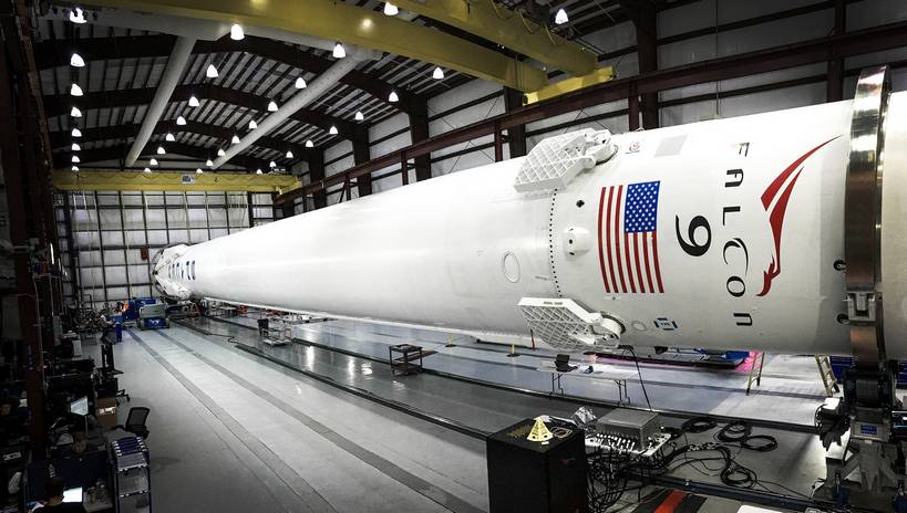 Ракета-носитель Falcon 9, компания SpaceX