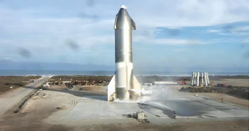 Межпланетный корабль Starships компании SpaceX совершил первую мягкую посадку и взорвался!