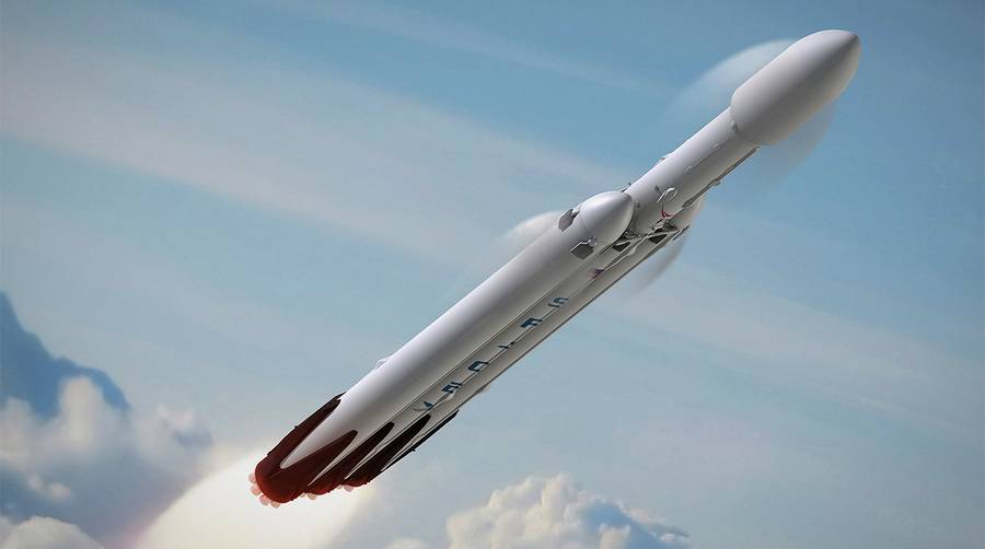 Изображение проектируемой ракеты Falcon Heavy