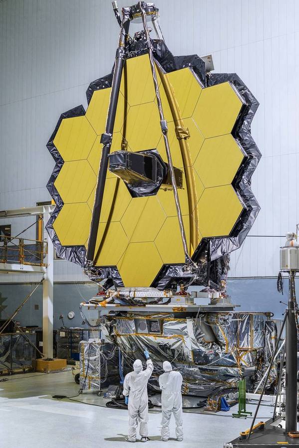 Вдохновившись успехом телескопа Хаббла, NASA и его европейские и канадские партнеры вместе работали над проектированием и строительством JWST