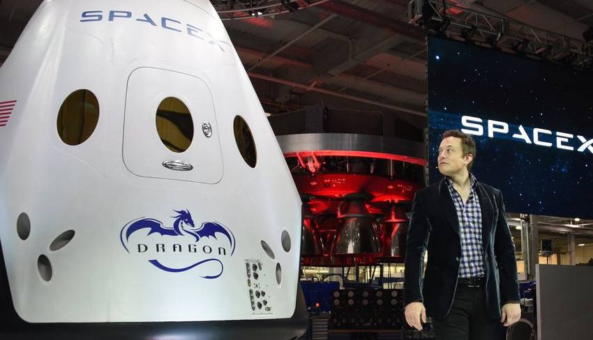 SpaceX перенесла первый пилотируемый полёт аппарата Dragon