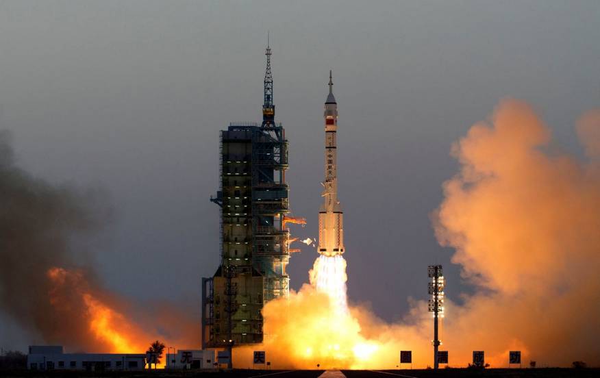 Старт ракеты-носителя «Великий Поход 2Ф» с пилотируемым космическим кораблем «Шеньчжоу-11» – 17 октября 2016 г.