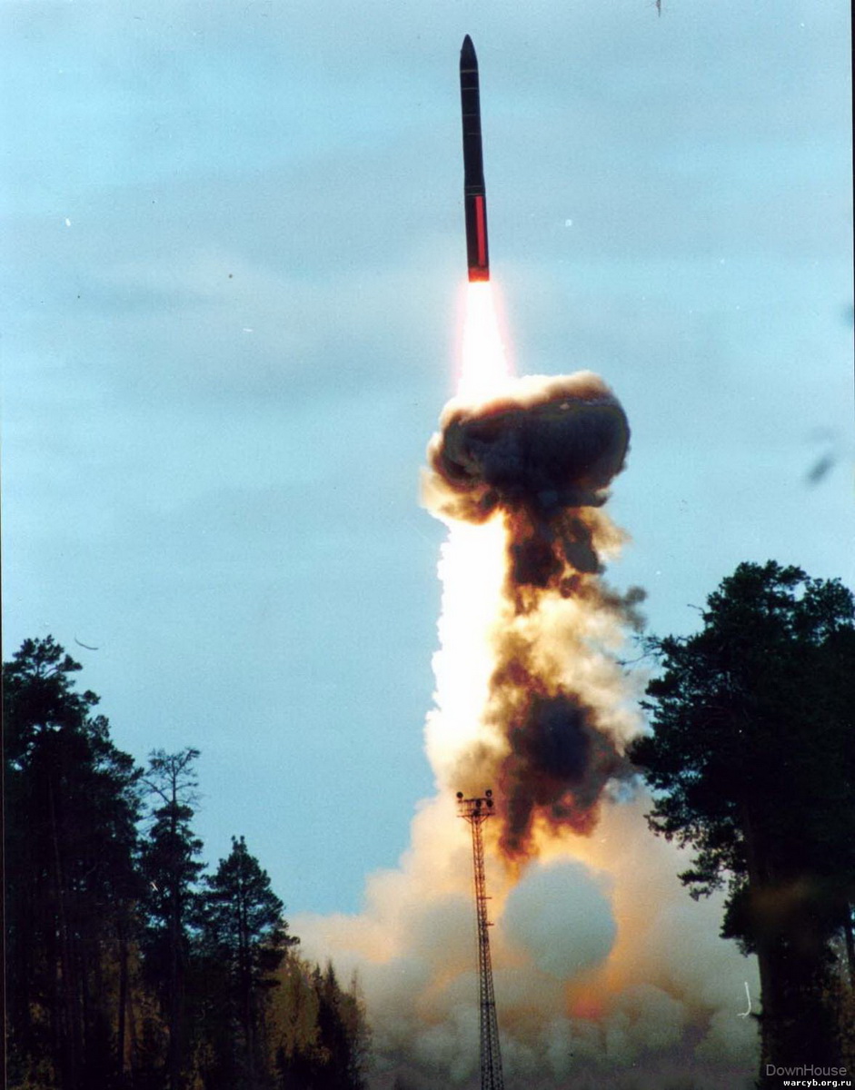 Пуск межконтинентальной баллистической ракеты «Ярс» из стендовой установки на Испытательном космодроме Плесецк Фото: http://army.lv