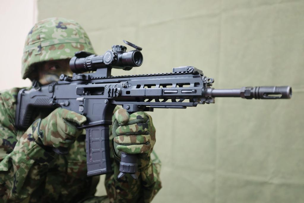 планка Пикатинни, Япония, штурмовая винтовка Type 20