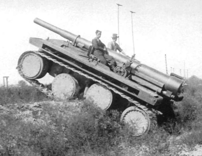 155-millimeter motor gun carriage, трансмиссия, независимая подвеска, натяжение гусениц