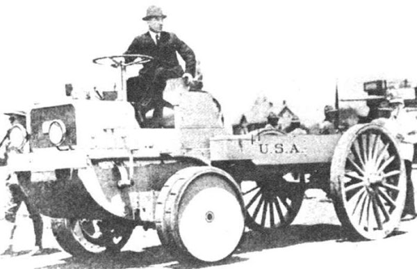 пятитонный артиллерийский тягач, пусковая рукоятка, самоходные зенитные орудия