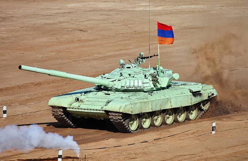 Армянский Т-72Б на «Танковом биатлоне»