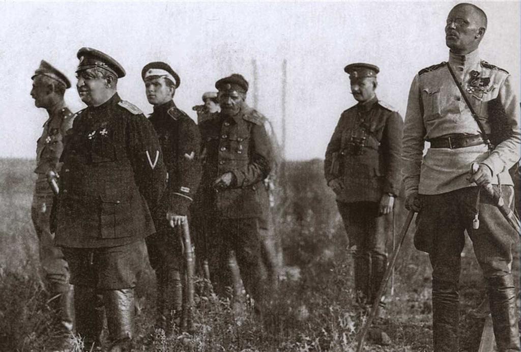 генерал май-маевский, офицеры, добровольческий корпус