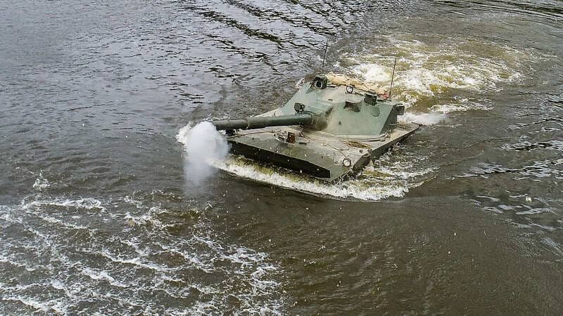 плавающий танк  Спрут-СДМ1, Т-90, БМД