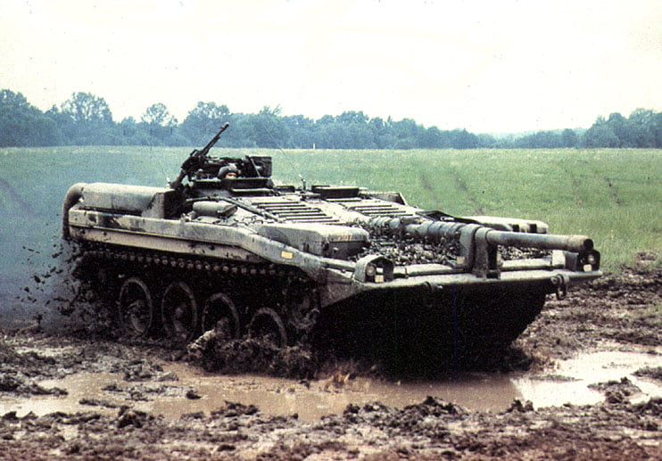 танк Strv-103А, серийный танк, трансмиссия