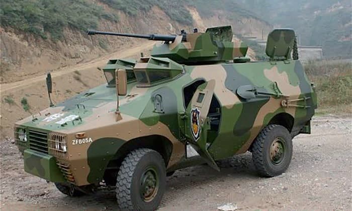 Бронеавтомобиль ZFB-05, вооружениея полиции, экипаж, десант